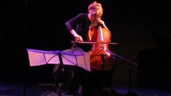 Frances-Marie Uitti playing Xenakis